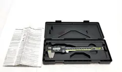 MITUTOYO DIGITAL CALIPER 500-196-30 CD-6 ASX IN HARD CASE