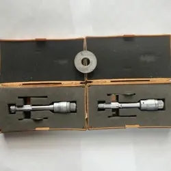 MITUTOYO 3 POINT MICROMETER WITH 2 RING GAUGES