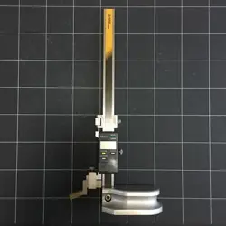 MITUTOYO HEIGHT GAUGE 200MM 570 SERIES DIGIMATIC HEIGHT GAUGE