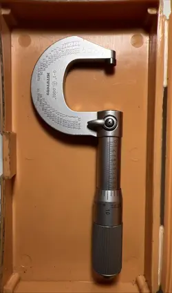 MITUTOYO OUTSIDE MICROMETER 0-1