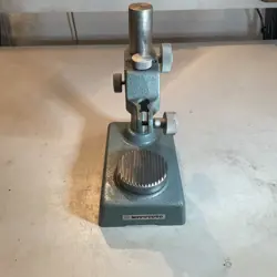 GAGE STAND
