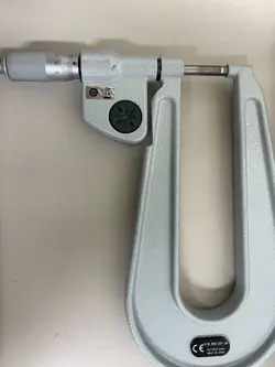 389-251-30 MICROMETER_