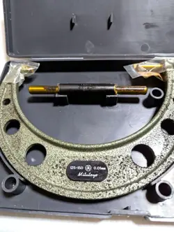 TOOL WITH CERTIFICATE
