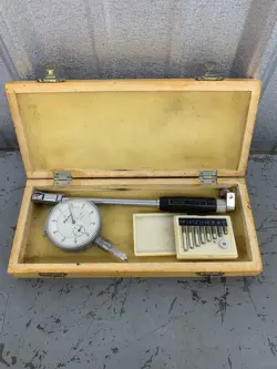 VINTAGE MITUTOYO .7”