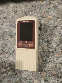 MITUTOYO SJ-210 SURFACE ROUGHNESS TESTER