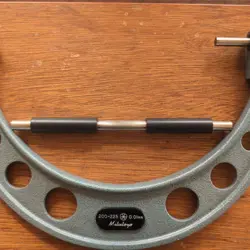 MEASUREMENT TOOL WITH