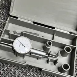 MITUTOYO MODEL 513-402