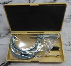 MITUTOYO OM-75 MEASURING INSTRUMENT FROM JAPAN [EXCELLENT]