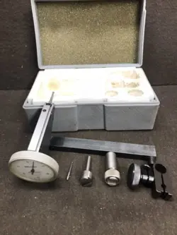 MITUTOYO NO. 513-252 VERTICAL DIAL TEST INDICATOR, .0005