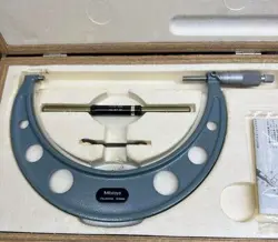 OUTSIDE MICROMETER MITUTOYO OM-200(103-144) JAPAN