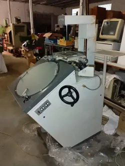 PROFILE PROJECTOR MITUTOYO 5X 10X 100X OPTICS