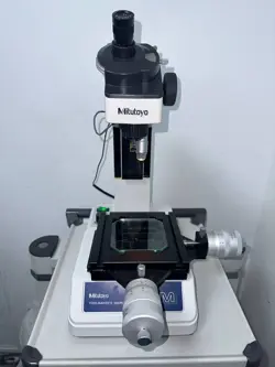 TOOLMAKERS MICROSCOPE 176-811CEE