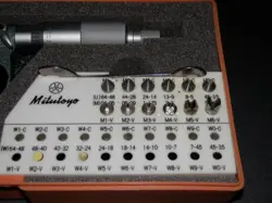  MITUTOYO