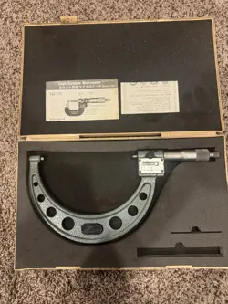 READOUT WITH CASE