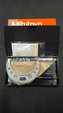 H4 MITUTOYO MICROMETER