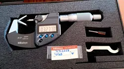 MITUTOYO 314-351-30, DIGIMATIC  MIC V-ANVIL W GROOVE .05