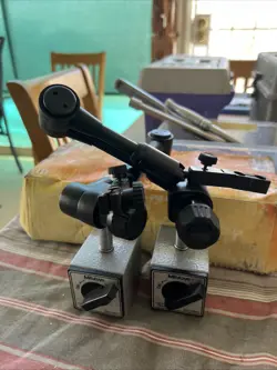 TOOLMAKER INDICATOR HOLDER