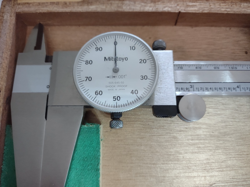MITUTOYO 12 INCH CALIPER EXCELLENT