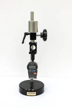DUROMETER WITH STAND