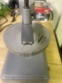 MITUTOYO DIAL GAUGE TESTER, SERIES: 170-101E , 0 -1 MM*