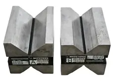MITUTOYO 181-904 MATCHED V BLOCK SET