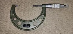 2-3 BLADE MICROMETER