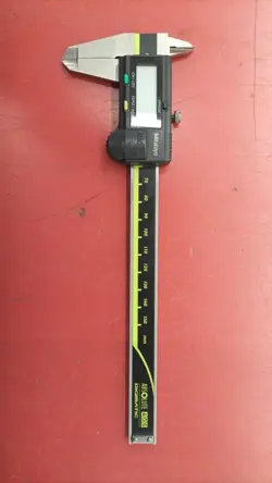 MITUTOYO CD-15APX DIGITAL CALIPER