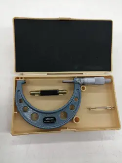 OM-100