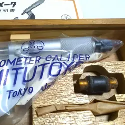 MITUTOYO MICROMETER 25-50MM