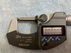 MITUTOYO 395-371-30 DIGITAL SPHERICAL MICROMETER 0-1