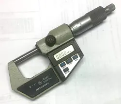 MITUTOYO NO. 293-701 DIGITAL MICROMETER 0-1”