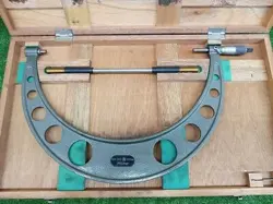 USED MITUTOYO OUTSIDE MICROMETER OM-350 103-150 MEASUREMENT RANGE 325-350MM