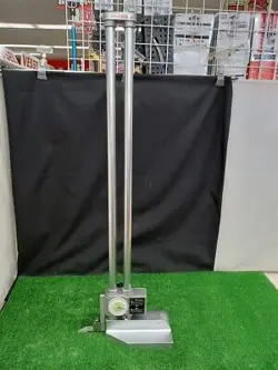 USED MITUTOYO DIAL HEIGHT GAUGE 192-104