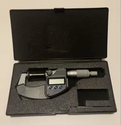 MITUTOYO DIGIMATIC COOLANT PROOF DISK MICROMETER 323-250-30 GMA-25MX W/ BOX