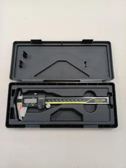 MITUTOYO DIGITAL CALIPER CD-15AX 500-151-30 USED