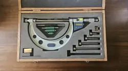 340-711-30 DIGITAL MICROMETER