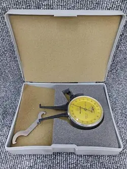 GAUGE BLOCK MODEL NUMBER  516 980 MITUTOYO