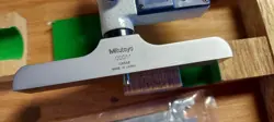 DIGITAL DEPTH MICROMETER