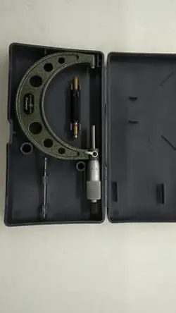 OUTER MICROMETER MODEL NO.  103 140 OM 100 MITUTOYO