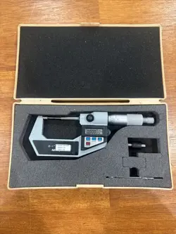 USED MITUTOYO 331-711-30