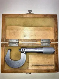 MITUTOYO OUTSIDE MICROMETER 0 TO 1 INCH