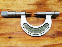 MICROMETER DIAL GAUGE