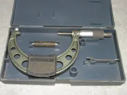 OM-100 MICROMETER JAPAN
