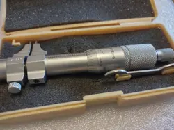 MITUTOYO.2-1.2 INSIDE MICROMETER