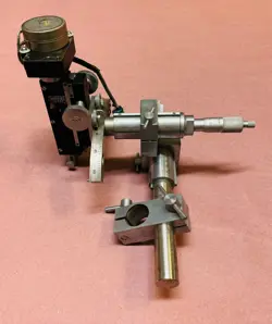 NARISHIGE MICROMANIPULATOR