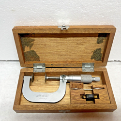 MITUTOYO 1-2” DISC /FLANGE MICROMETER .001” 123-126 GMA-2