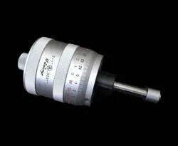 TRAVEL MICROMETER HEAD