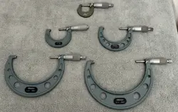 MITUTOYO 103 5-PIECE OUTSIDE MICROMETER SET (0-6