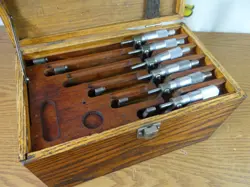 6PC MITUTOYO OUTSIDE MICROMETER SET CARBIDE FACED 0-6