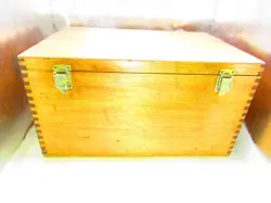 MICROMETER SET IN FITTED WOOD CASE, 10 PCS BY NSK & MITUTOYO